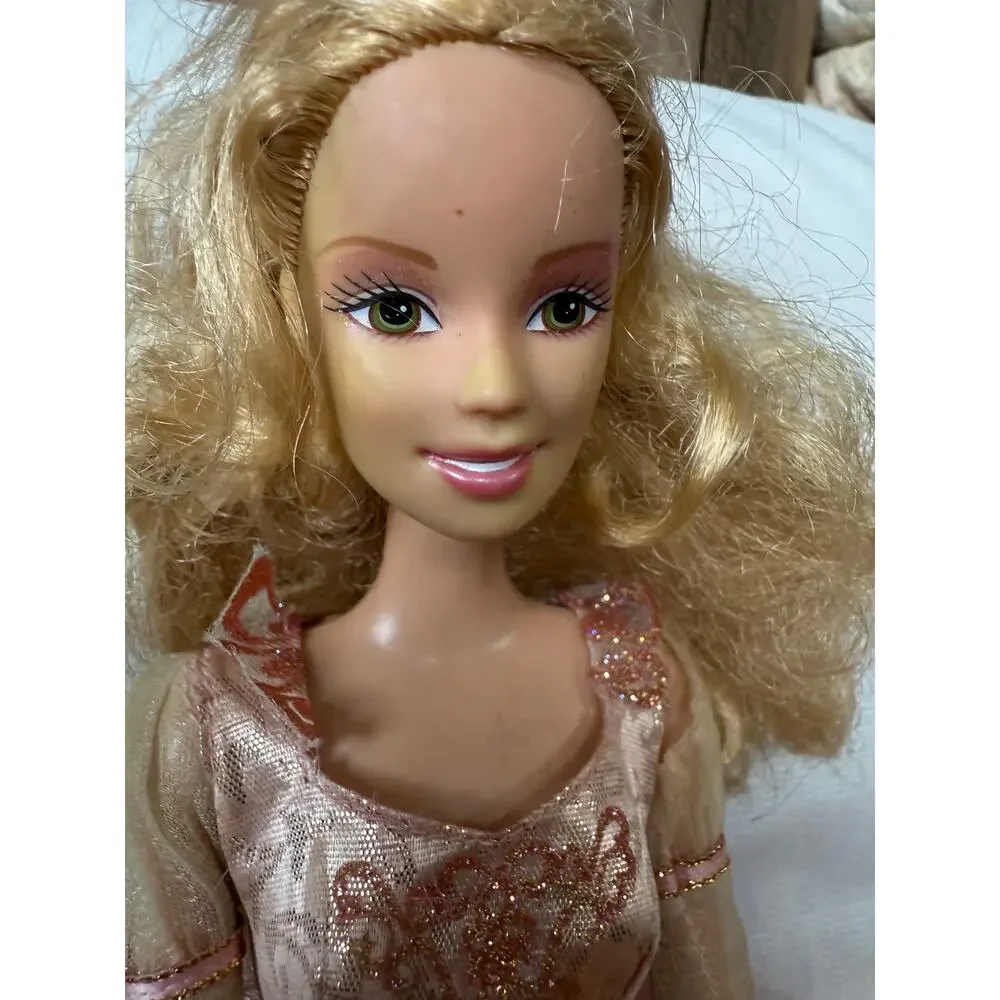 Vintage 1999 Dancing Princess‎ Genevieve Barbie Doll 15”